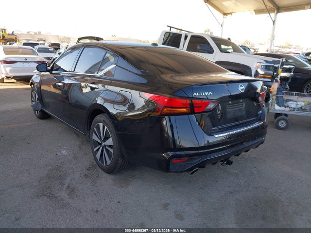 2019 NISSAN ALTIMA 1N4BL4DW9KC171567 Photo 2
