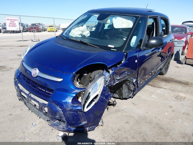 2015 FIAT 500L ZFBCFADH9FZ032552 Photo 1