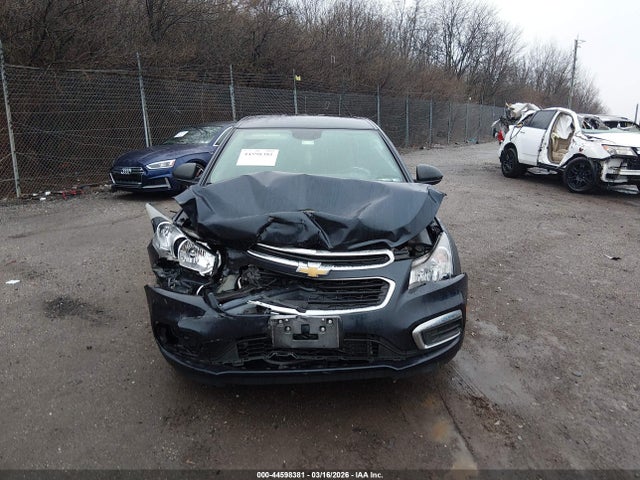 1G1PA5SG5F7247431 Chevrolet Cruze Ls Auto