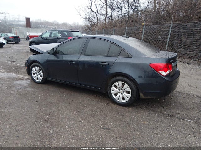 1G1PA5SG5F7247431 Chevrolet Cruze Ls Auto