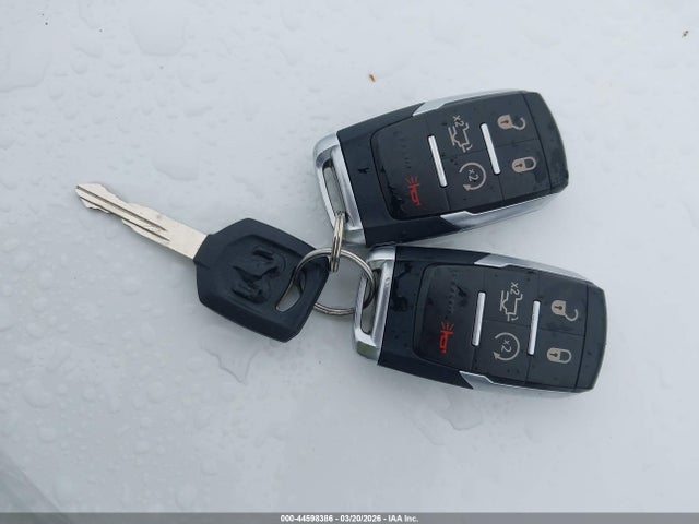 2020 RAM 2500 3C6UR5FJ2LG104467 Photo 10