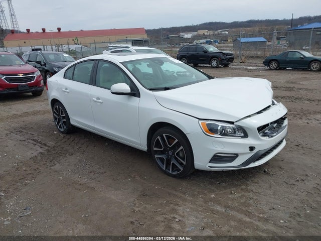 2017 VOLVO S60 YV140MTL7H2431668