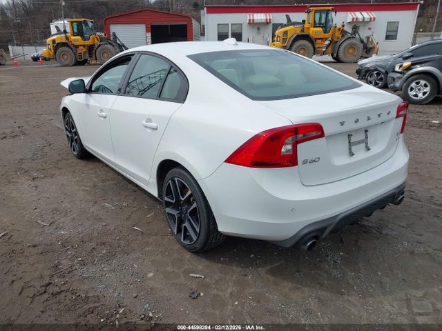 2017 VOLVO S60 YV140MTL7H2431668 Photo 2