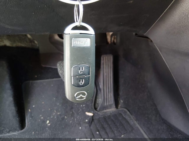 3MZBM1L77GM318309 Mazda Mazda3 I Touring