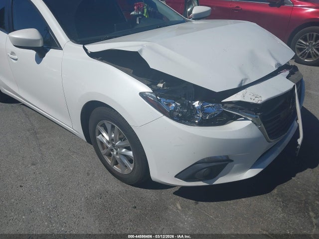3MZBM1L77GM318309 Mazda Mazda3 I Touring