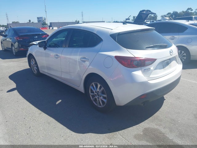 3MZBM1L77GM318309 Mazda Mazda3 I Touring
