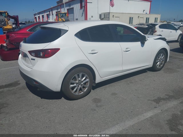 3MZBM1L77GM318309 Mazda Mazda3 I Touring