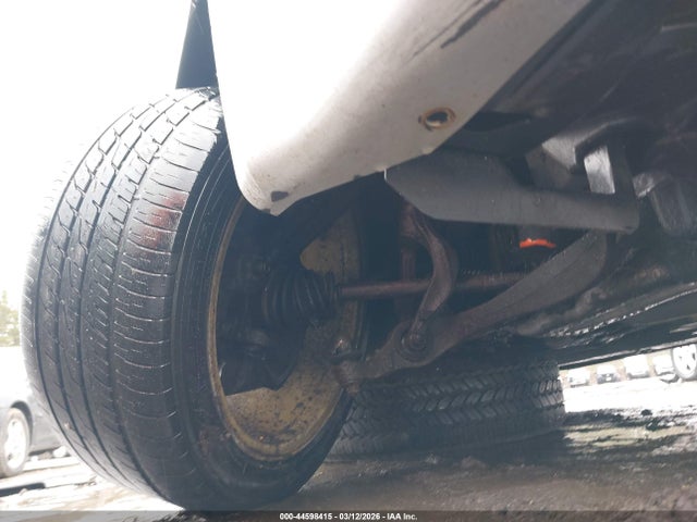 44598415 :رقم المزاد ، 19UUA66204A000964 vin ، 2004 Acura Tl مزاد بيع