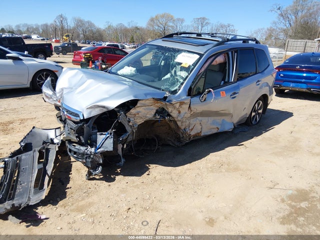 2017 Subaru Forester 2.5i Premium მანქანა იყიდება აუქციონზე, vin: JF2SJAGC2HH548155, აუქციონის ნომერი: 44598422