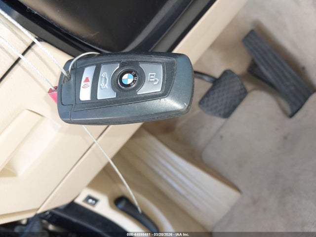 44598481 :رقم المزاد ، WBAXG5C58DD234199 vin ، 2013 Bmw 528i مزاد بيع
