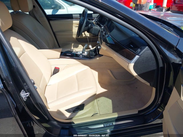 44598481 :رقم المزاد ، WBAXG5C58DD234199 vin ، 2013 Bmw 528i مزاد بيع