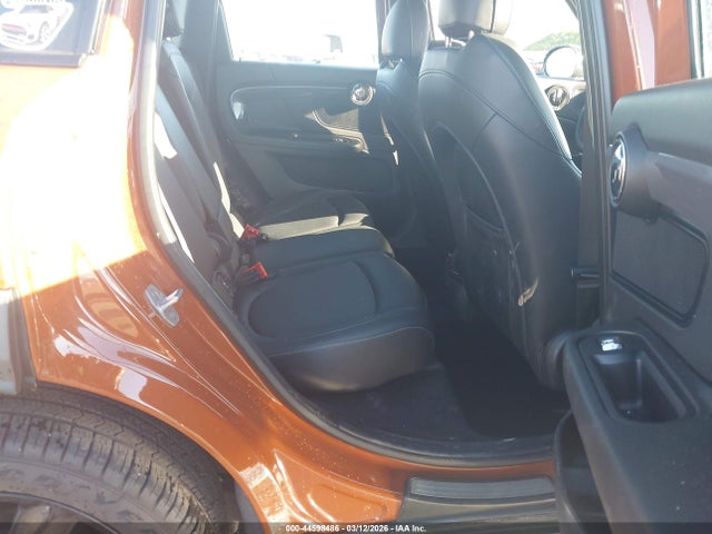 Mini Countryman Cooper S 2019 WMZYT5C53K3E69408 Image 8