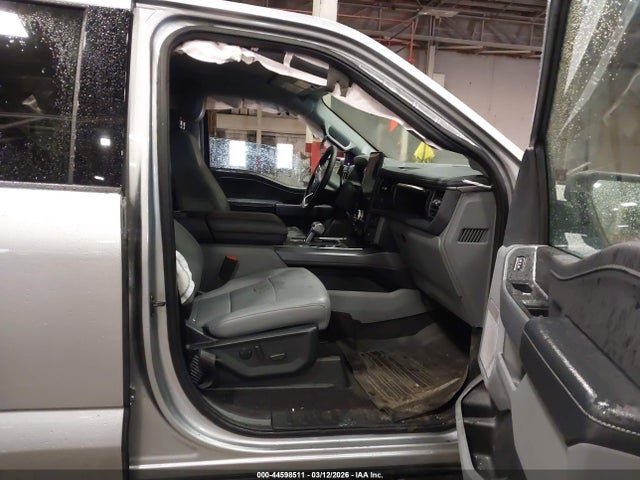 1FTVW3LUXSWG11755 Ford F-150 Lightning Flash