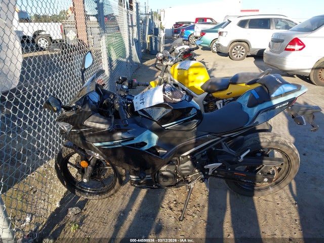JKAEXKG13LDA62630 Kawasaki EX400