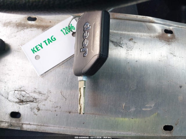 2022 JEEP WRANGLER UNLIMITED 1C4HJXDG8NW122657 Photo 10