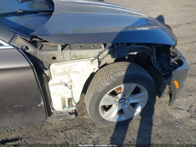 2012 BMW 528I WBAXH5C54CDW08836 Photo 5