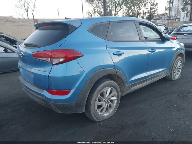 KM8J23A46HU387123 Hyundai TUCSON SE