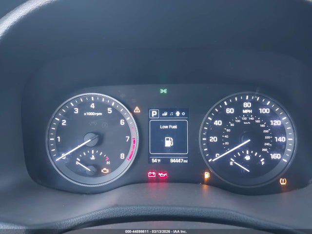 KM8J23A46HU387123 Hyundai TUCSON SE
