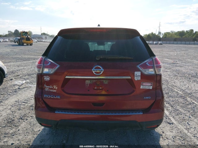 KNMAT2MV8FP527121 Nissan ROGUE S
