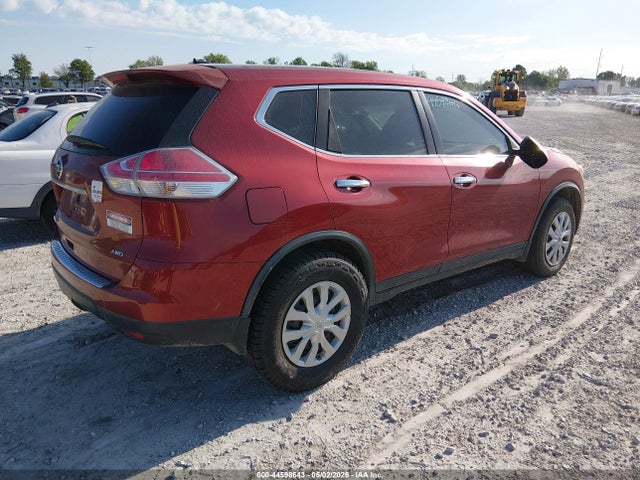 KNMAT2MV8FP527121 Nissan ROGUE S