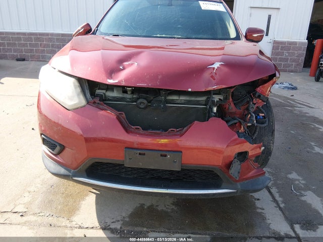 KNMAT2MV8FP527121 Nissan ROGUE S