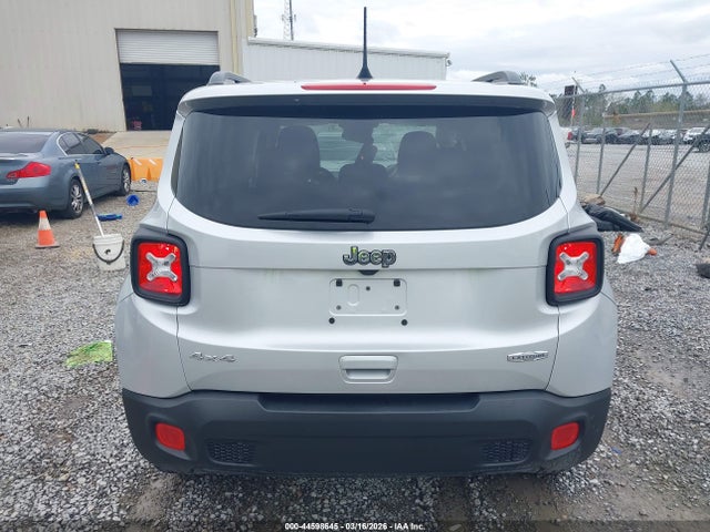 Jeep Renegade Latitude 4x4 2018 ZACCJBBB4JPJ52229 Image 16