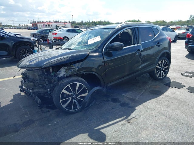 2017 NISSAN ROGUE SPORT JN1BJ1CP0HW019633 Photo 1