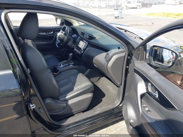 2017 NISSAN ROGUE SPORT JN1BJ1CP0HW019633 Photo 4