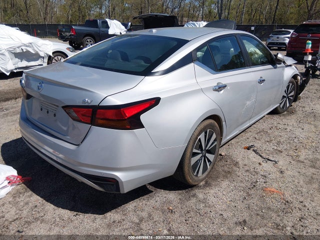 44598674 :رقم المزاد ، 1N4BL4DV8MN325698 vin ، 2021 Nissan Altima Sv Fwd مزاد بيع