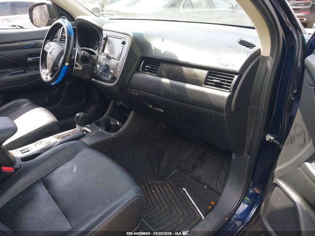 Продаж на аукціоні авто 2016 Mitsubishi Outlander Gt, vin: JA4JZ4AX8GZ016699, номер лоту: 44598688