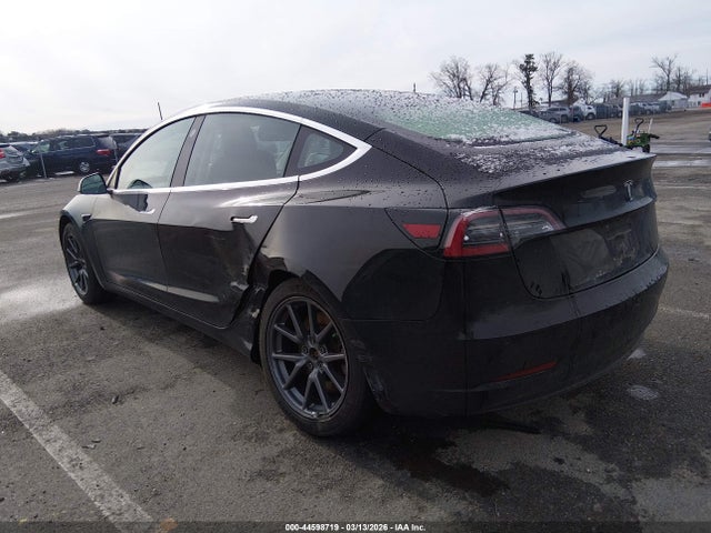 Продажа на аукционе авто 2018 Tesla Model 3 Long Range/mid Range, vin: 5YJ3E1EAXJF152456, номер лота: 44598719