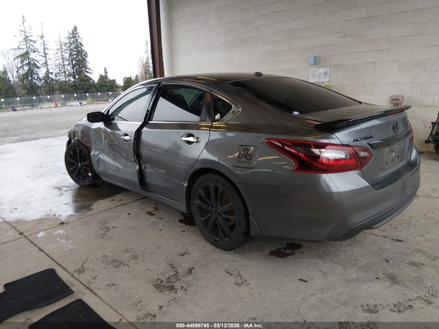 2018 NISSAN ALTIMA 1N4AL3AP0JC228806 Photo 2