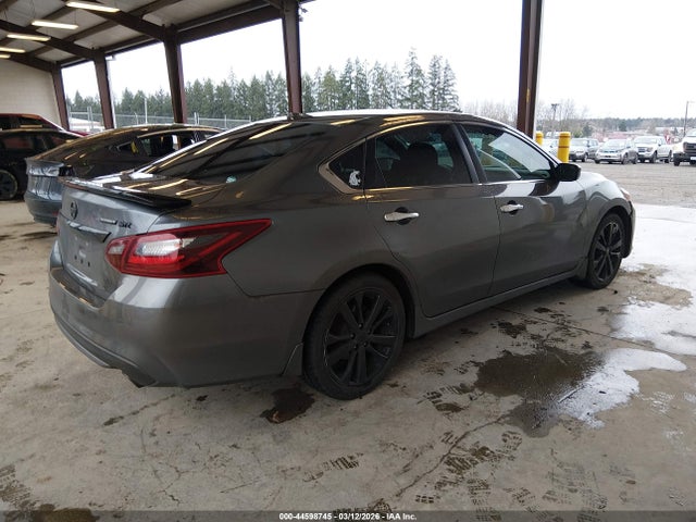 2018 NISSAN ALTIMA 1N4AL3AP0JC228806 Photo 3