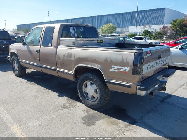 1994 CHEVROLET GMT-400 1GCEK19K2RE243075 Photo 2