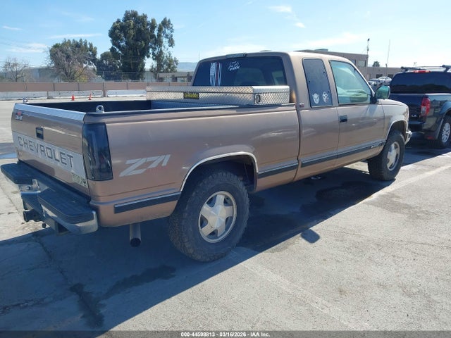 1994 CHEVROLET GMT-400 1GCEK19K2RE243075 Photo 3