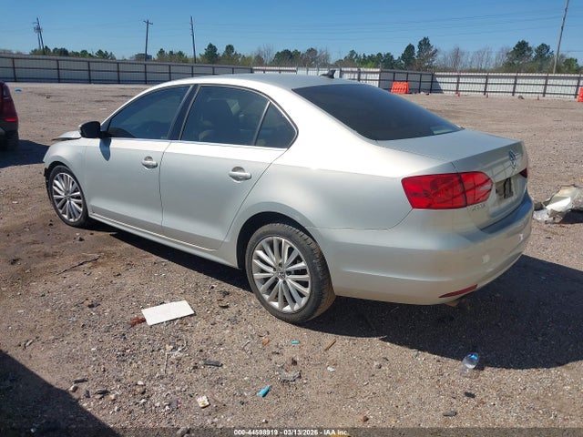 Продаж на аукціоні авто 2011 Volkswagen Jetta 2.5l Sel, vin: 3VWLX7AJ7BM353339, номер лоту: 44598919