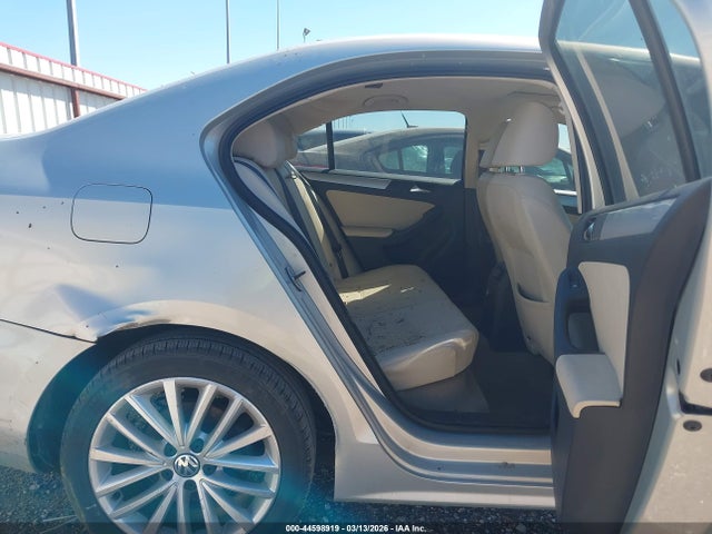 Продаж на аукціоні авто 2011 Volkswagen Jetta 2.5l Sel, vin: 3VWLX7AJ7BM353339, номер лоту: 44598919