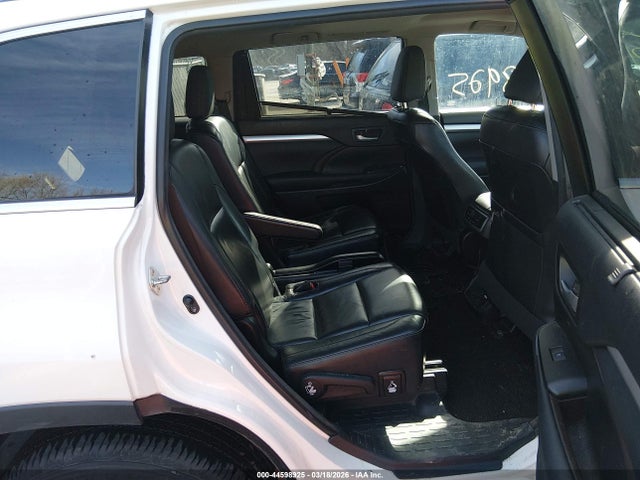 Aukcja sprzedaży 2015 Toyota Highlander Xle V6, vin: 5TDJKRFH4FS142048, numer aukcji: 44598925