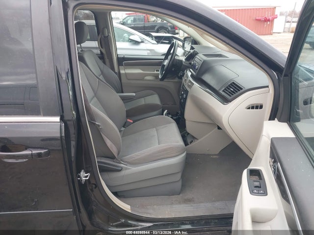 2009 Volkswagen Routan Se მანქანა იყიდება აუქციონზე, vin: 2V8HW34139R579837, აუქციონის ნომერი: 44598944