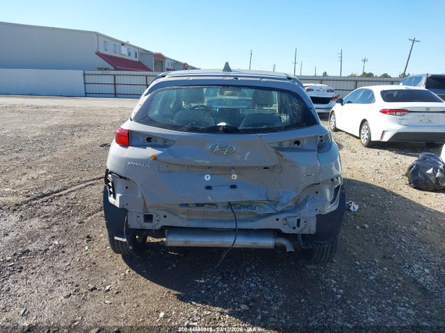 44598949 :رقم المزاد ، KM8K2CAB9NU903604 vin ، 2022 Hyundai Kona Se مزاد بيع