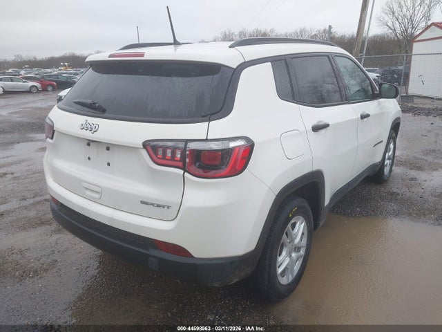 2018 JEEP COMPASS 3C4NJCAB2JT376692 Photo 3