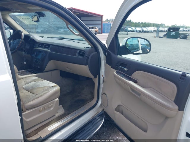 Продаж на аукціоні авто 2009 Gmc Yukon Xl 1500 Denali, vin: 1GKFC06229R278048, номер лоту: 44598981