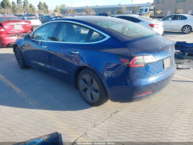 2019 TESLA MODEL 3 5YJ3E1EBXKF497156 Photo 2