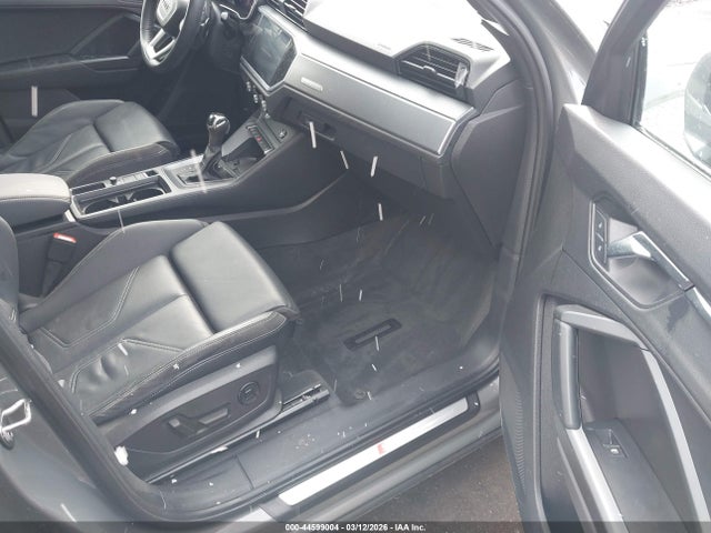 Продажа на аукционе авто 2020 Audi Q3 Premium Plus 45 Tfsi S Line Quattro Tiptronic, vin: WA1EECF30L1063313, номер лота: 44599004