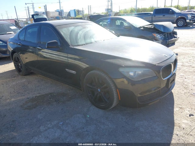 2011 BMW 750I WBAKA8C54BCY37215