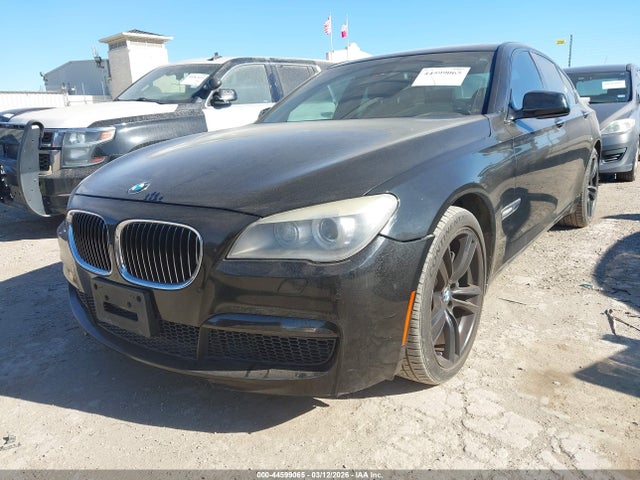 2011 BMW 750I WBAKA8C54BCY37215 Photo 5