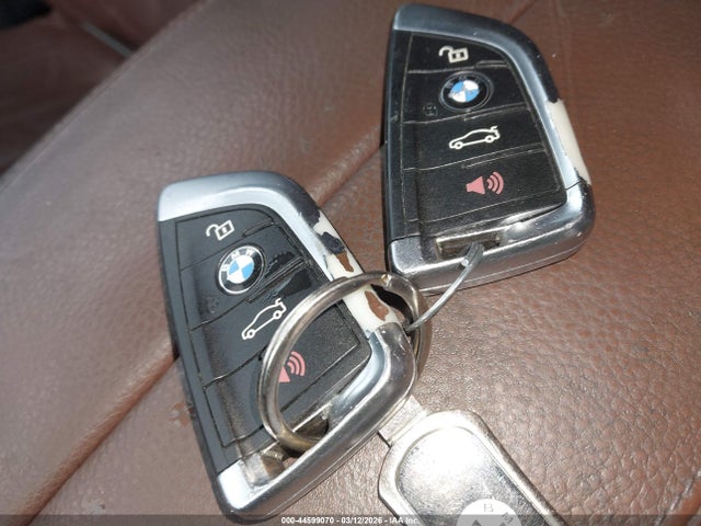 2016 BMW X5 5UXKS4C58G0N12650 Photo 10