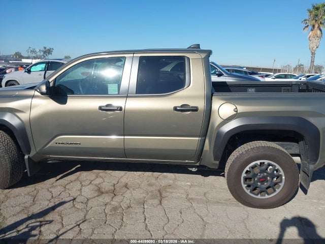 3TMLB5JN3SM171131 Toyota Tacoma Trd Off Road