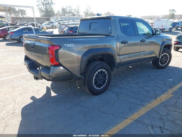 3TMLB5JN3SM171131 Toyota Tacoma Trd Off Road