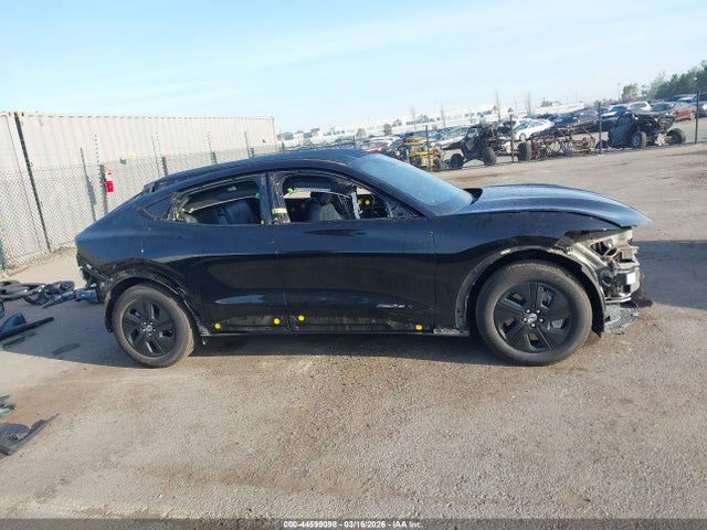 3FMTK2R7XMMA60627 Ford Mustang Mach-e California Route 1